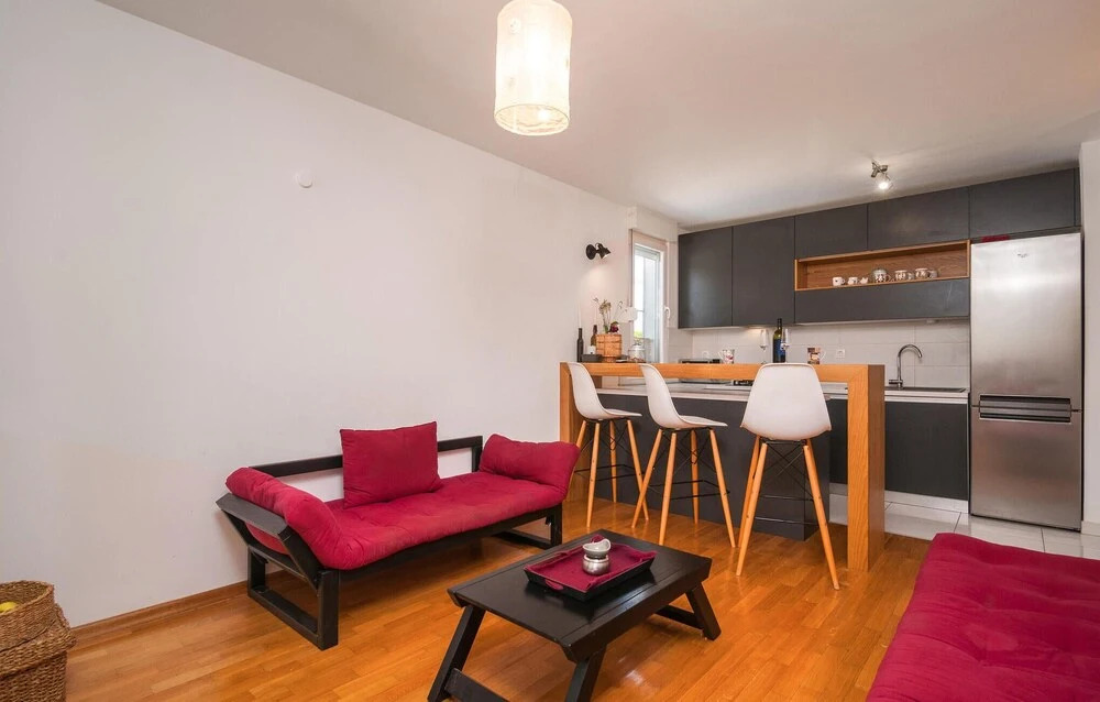 Amazing Apartment in Stari Grad With Wifi and 1 Bedrooms