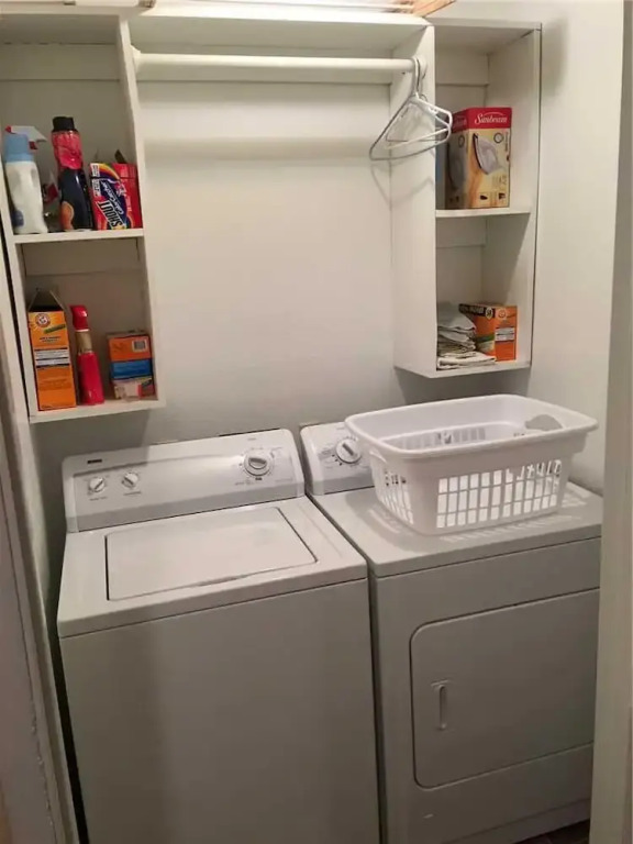 1267 Dedi - 3 Br Home