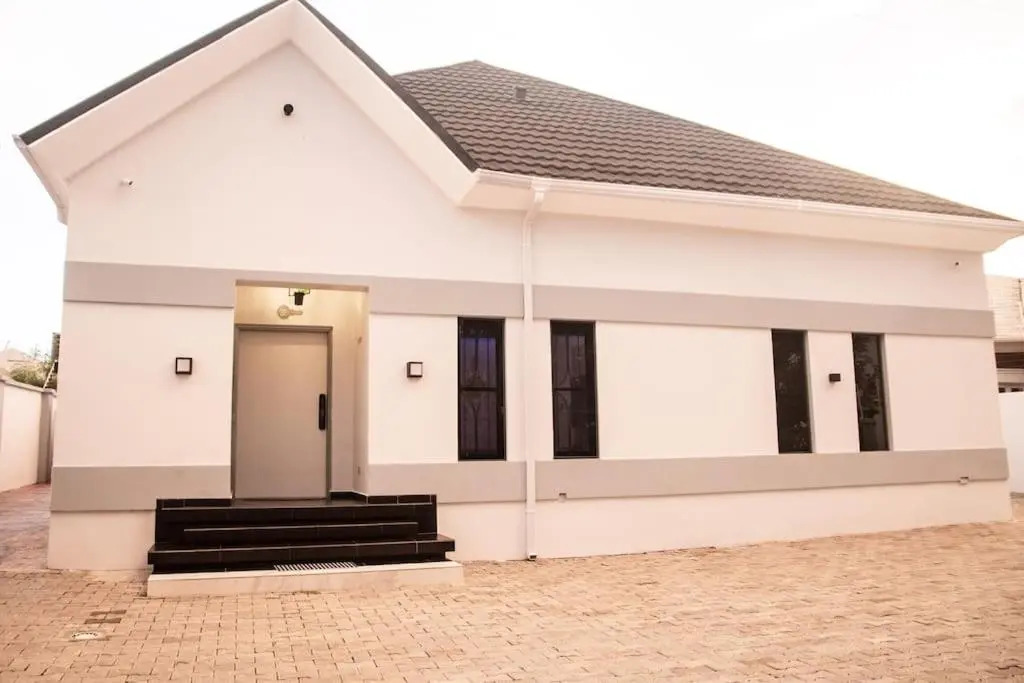 Maple studio+Gym+Snooker board Rhodabode Apt, Nile