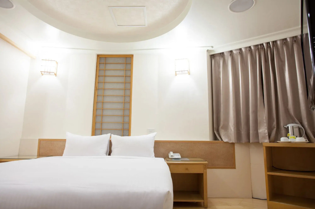 Hara Zuru Hotel
