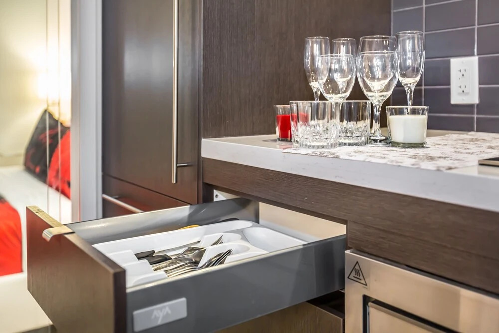 Executive Class, Downtown Luxury @fashion Dist
