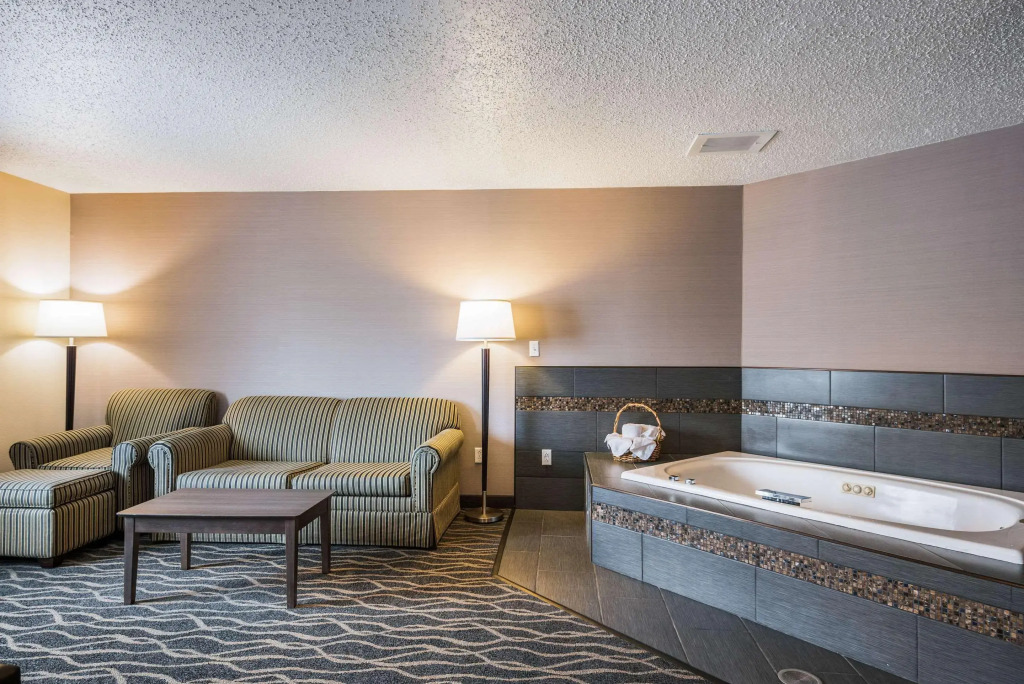 Quality Inn & Suites Missoula Westside