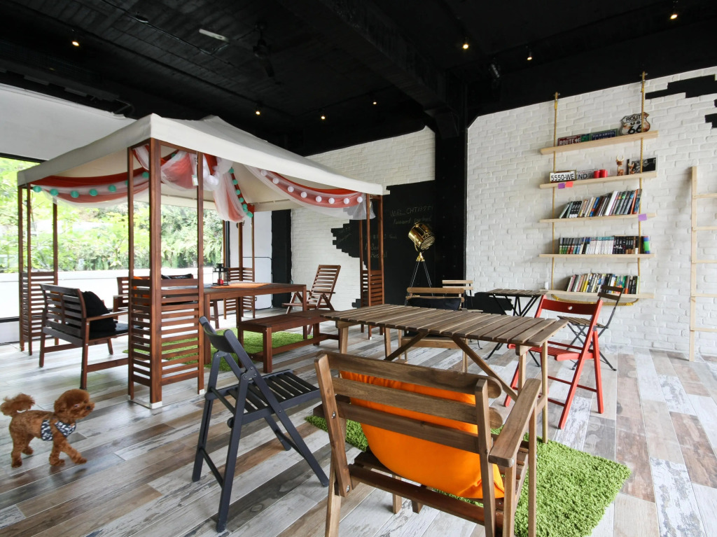 perBed Hostel-Sun Moon Lake Station