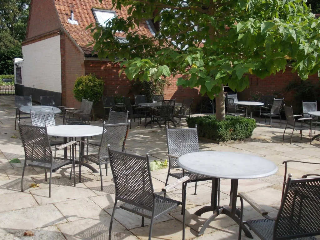 The Kings Head Country Hotel