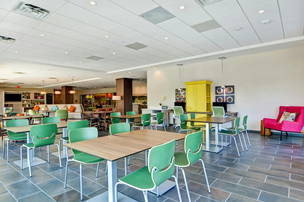 Home2 Suites Charleston West Ashley