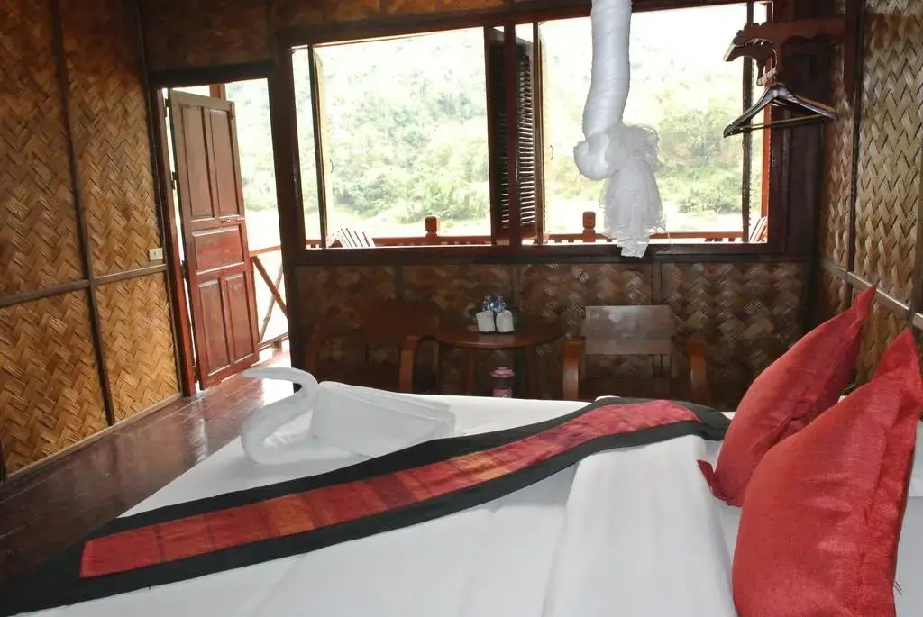 Mekong Riverside Lodge