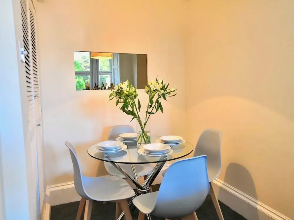 Beautiful 2 Bed Apartment In Glasgow