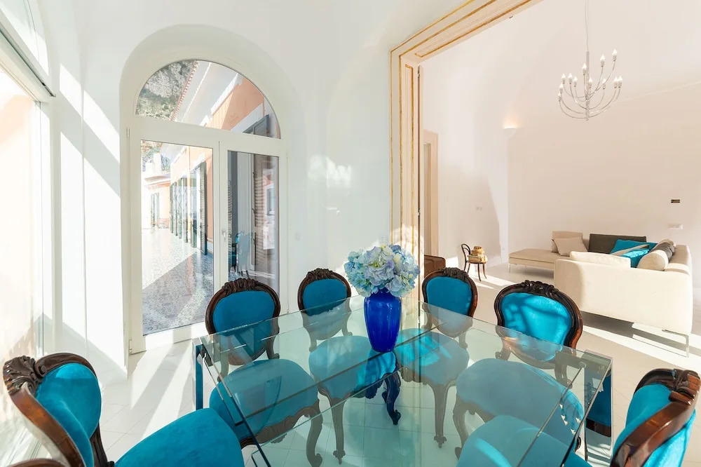 AMORE RENTALS - Palazzo della Storia