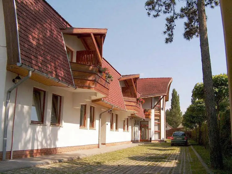 Kentaur Apartmanház