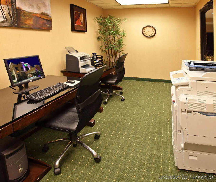 Country Inn & Suites by Radisson, Tyler University Area