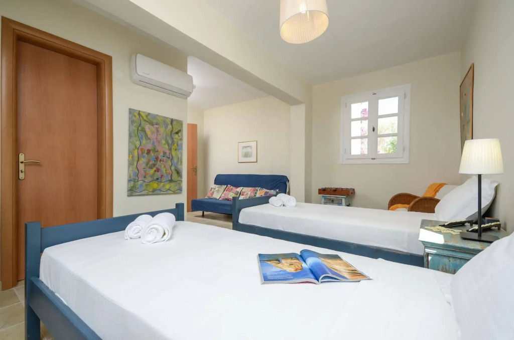 Seaside Naxos • Holiday Villas