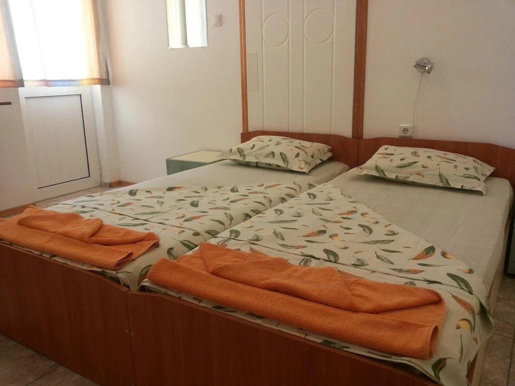 Eleonor Guest House