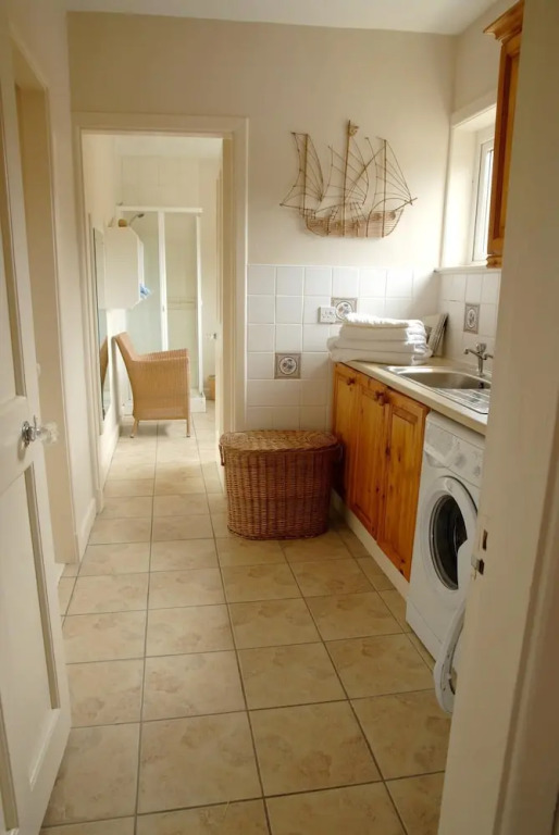 House With 5 Bedrooms in Co. Kerry, With Wonderful sea View, Enclosed