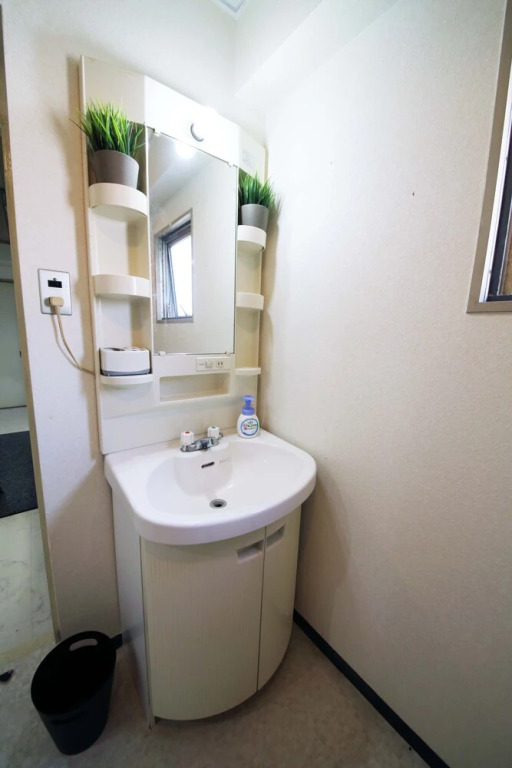 Studio Minamisenba702