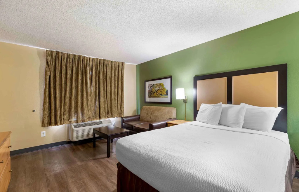 Extended Stay America Select Suites - Denver - Aurora South