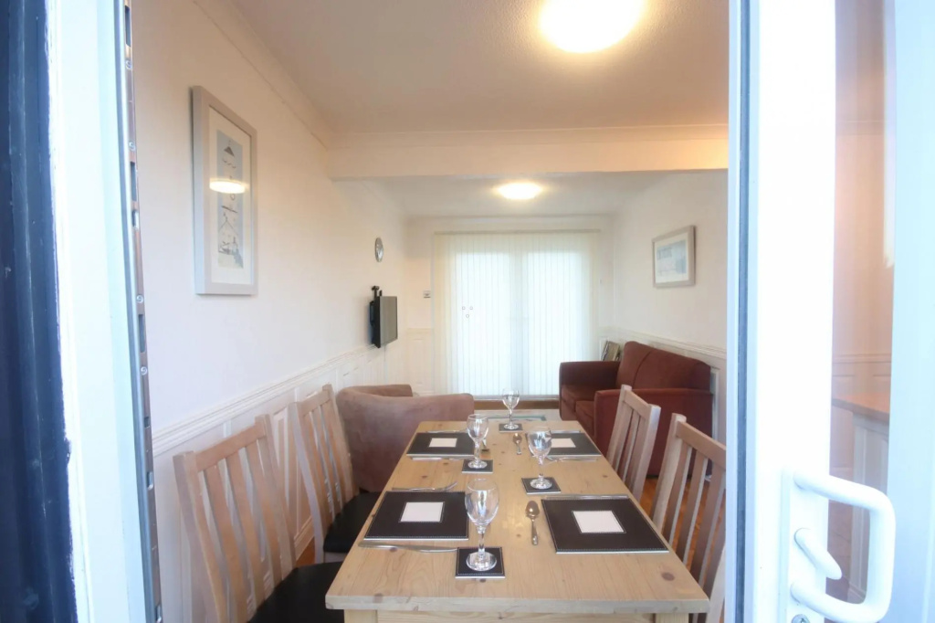 34H Medmerry Park 2 Bedroom Chalet Family Friendly