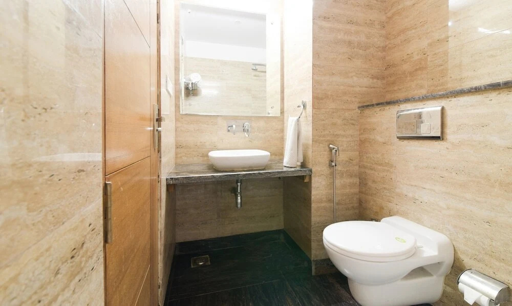 Qcent Gurgaon by Pacific Inn