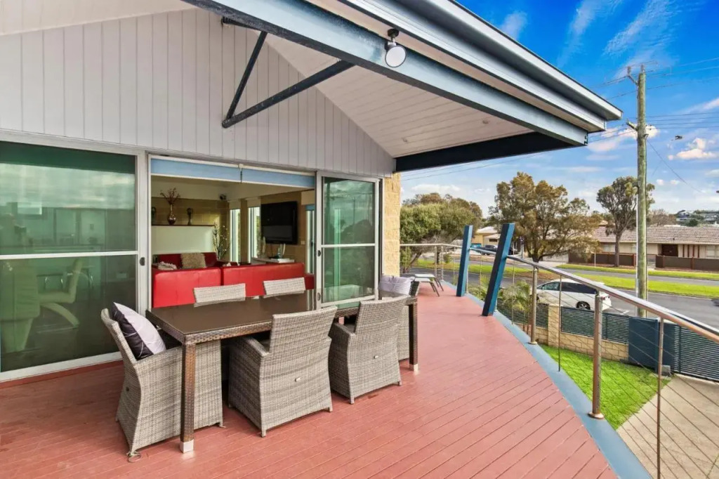Bliss on the Bay Full House
