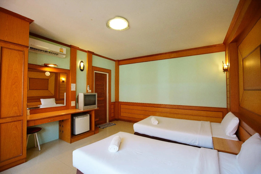 Metro Sand and Sea Resort. (SHA Extra Plus)
