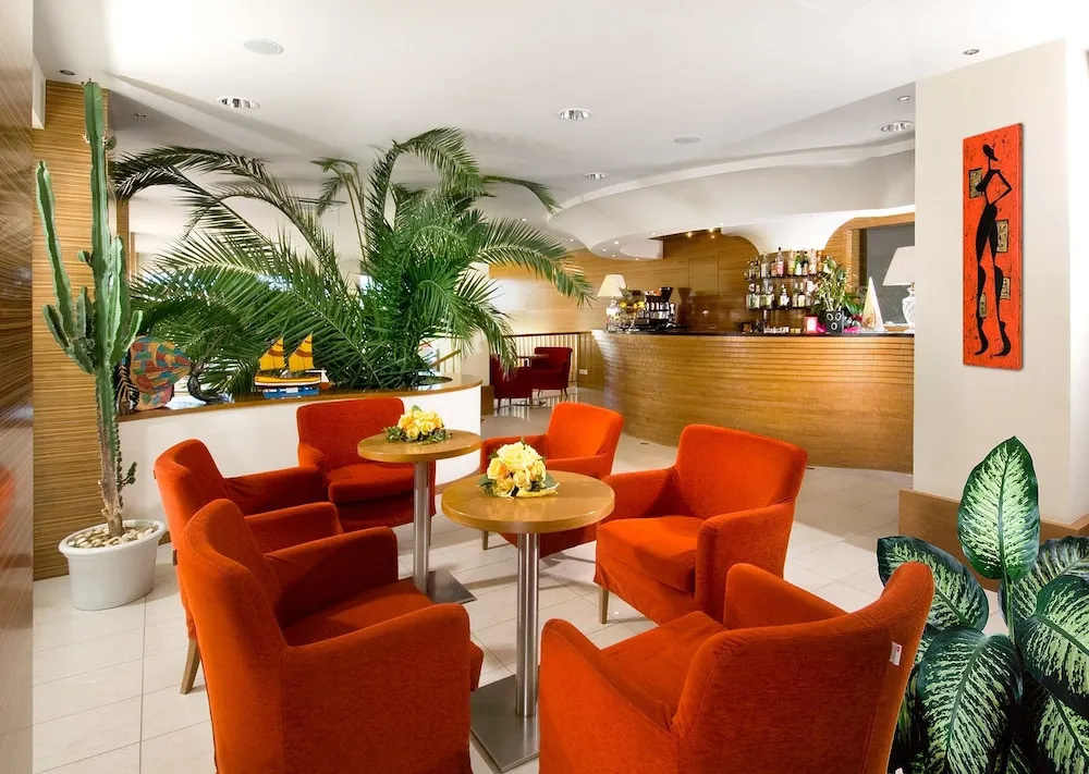 Hotel Trevi