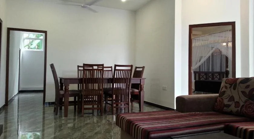 Coral Palm Villa and Apartment