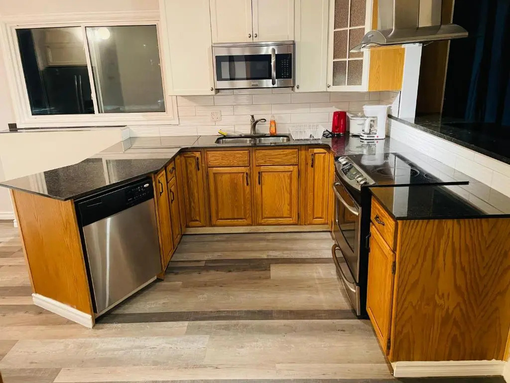 Best Getaway Location in Edmonton 2 and 3 bedroom houses available