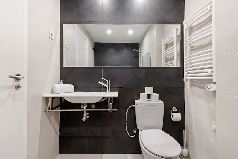 Chic and Modern Apartments in Gracia