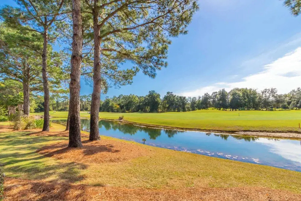 Luxury 3 Bed 3 Bath Resort Beaches Pool Golf