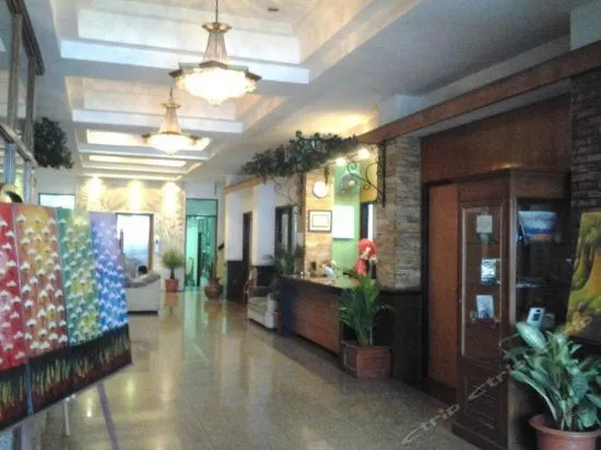 Front One Hotel Mesir Surabaya