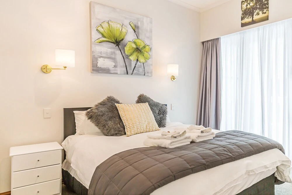 Luxury 2BR Apartment at Central Location