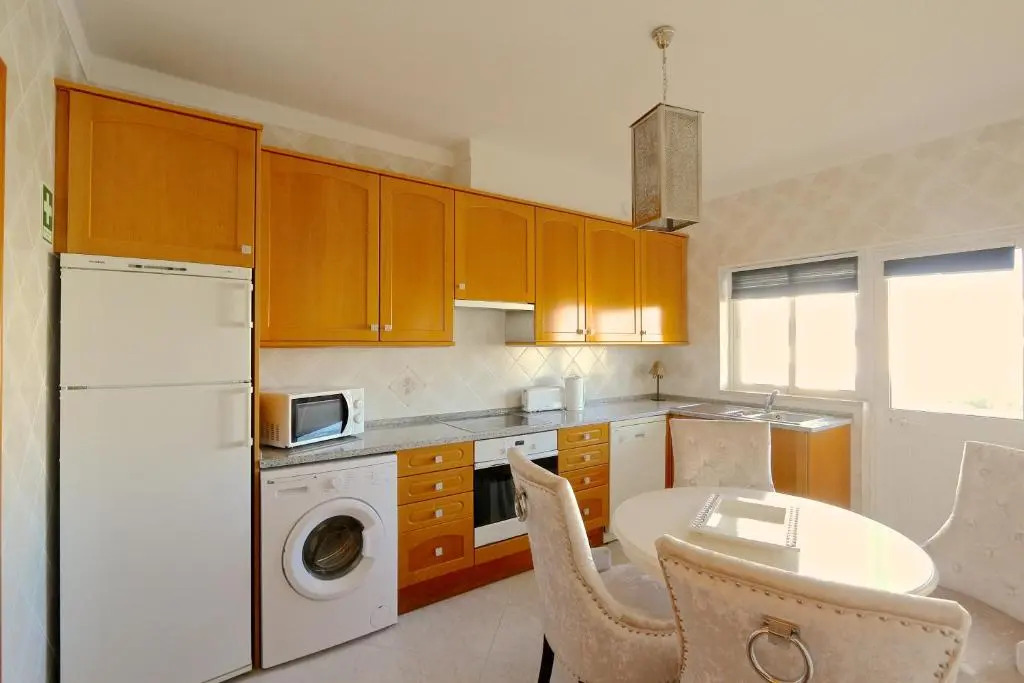 Protea CleverDetails 214, Located in heart of Vilamoura Sleeps 2 adults, 1child