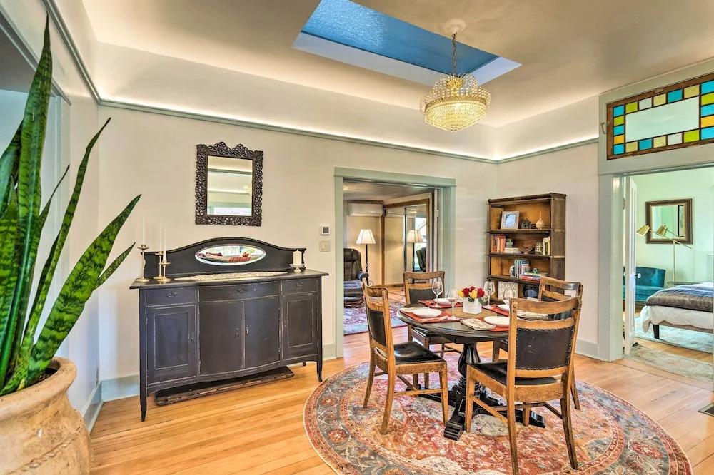 Carbondale Home - Steps to Dine, Shop & Hike!