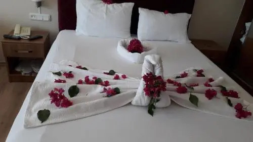 Özay Otel