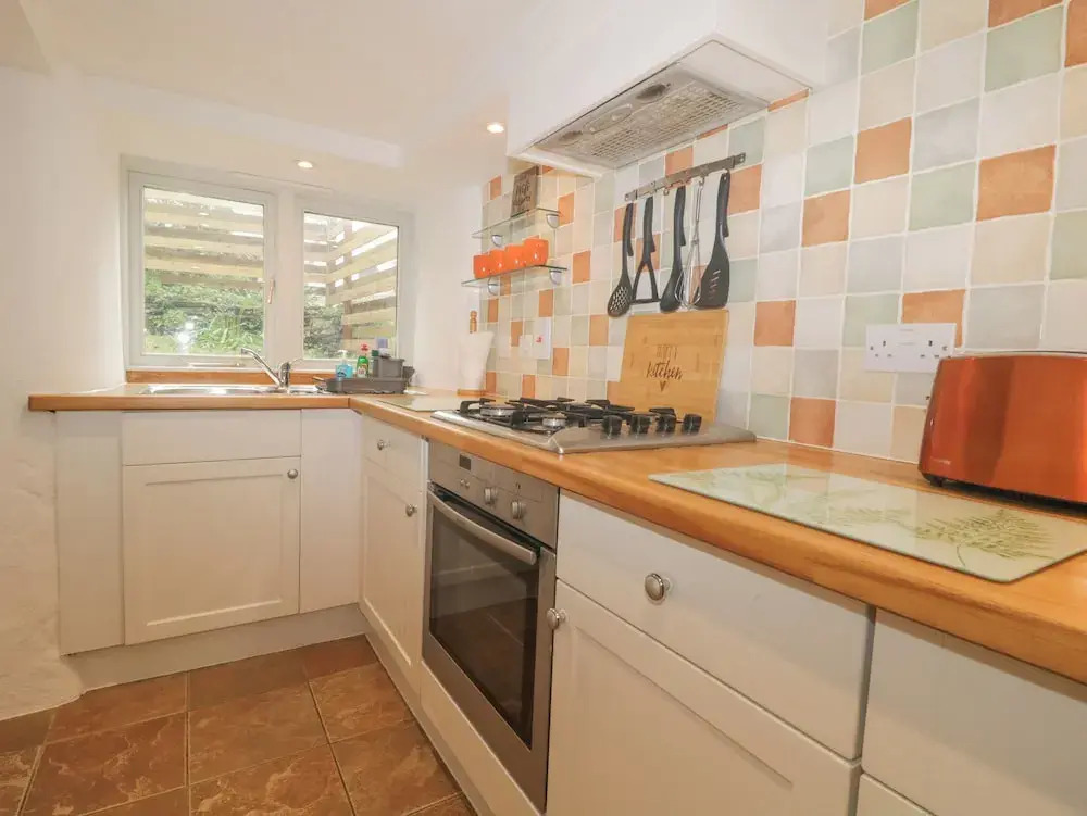 4 Barton Cottages