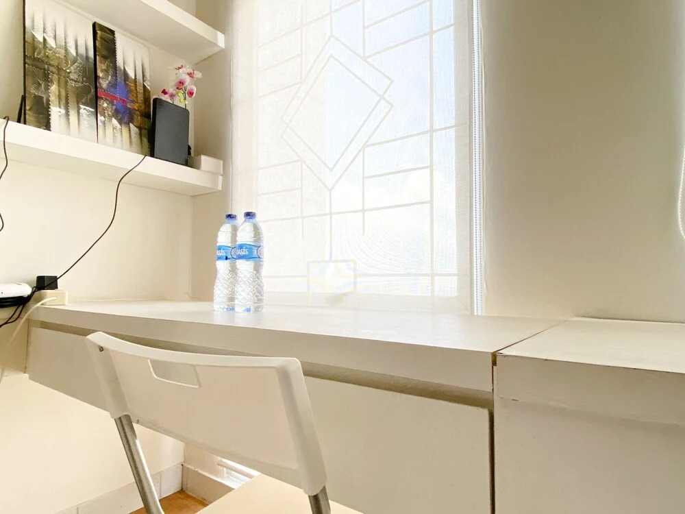 Modern Look And Comfy Studio Patraland Urbano Apartment