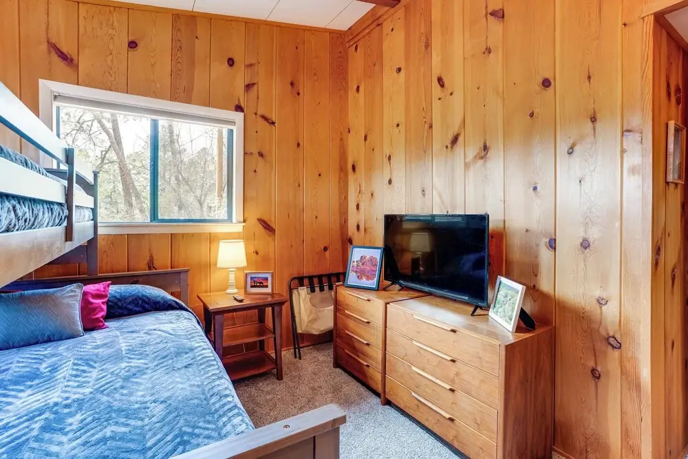 Family Mountain Getaway, Retreat to the Cool Pine