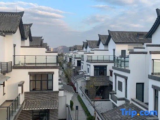 Longrui Homestay (Aoyuan Yingde Chocolate Kingdom)