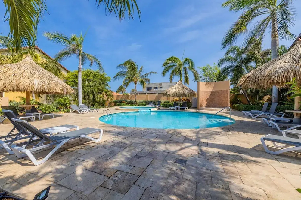 Townhome Goldcoast GYM Pools 24 7 Security