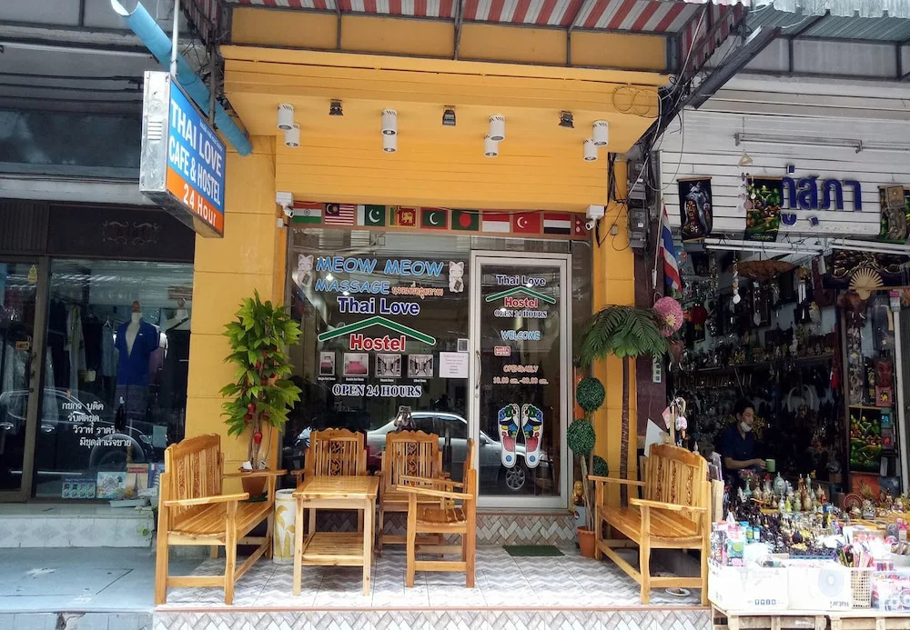Thai Love Cafe & Hostel