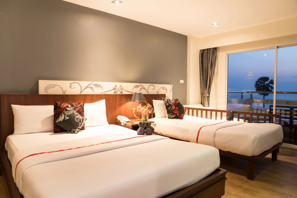 Grand Jomtien Palace Hotel