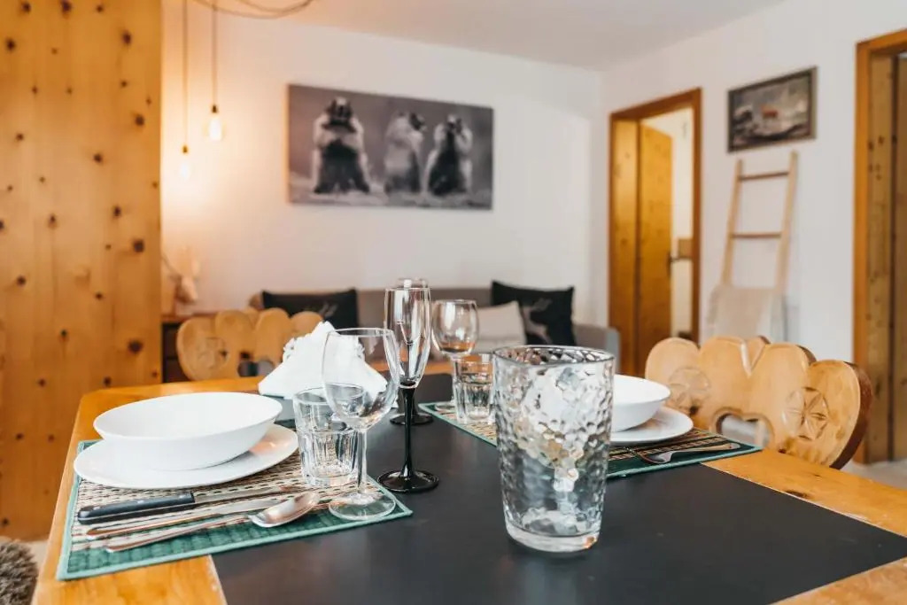 Charming 4 bed flat in Flims
