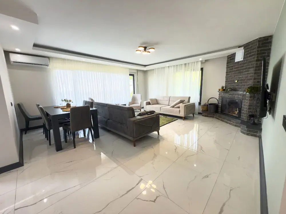 Adesa View Villas