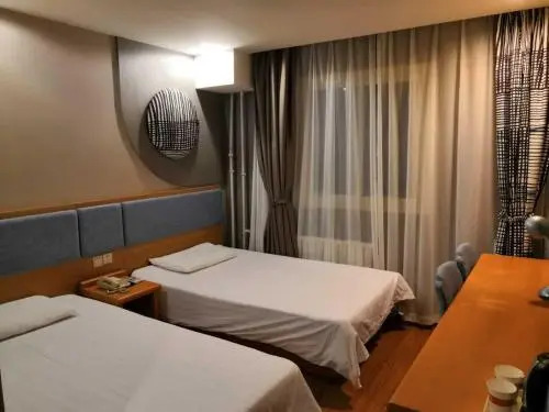 Home Inn Tianjin South Hongqi Road Binyue Bridge