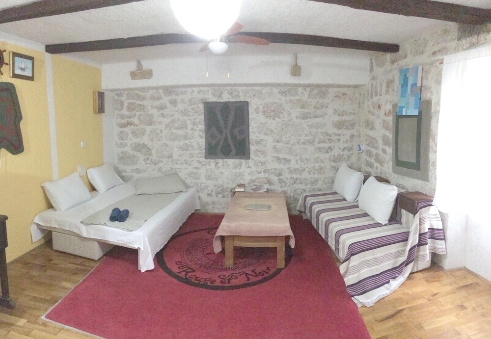Apartment With one Bedroom in Betina, With Wonderful City View, Furnis