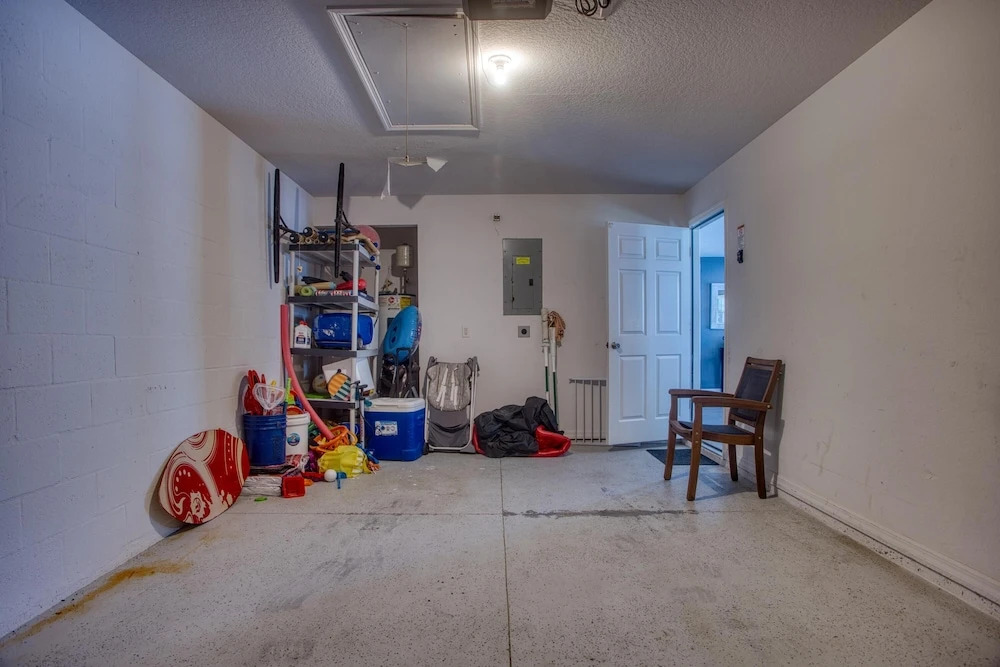 Modern Home Across From Beach 3 2 w 1-car Garage Large Fenced Yard With Deck