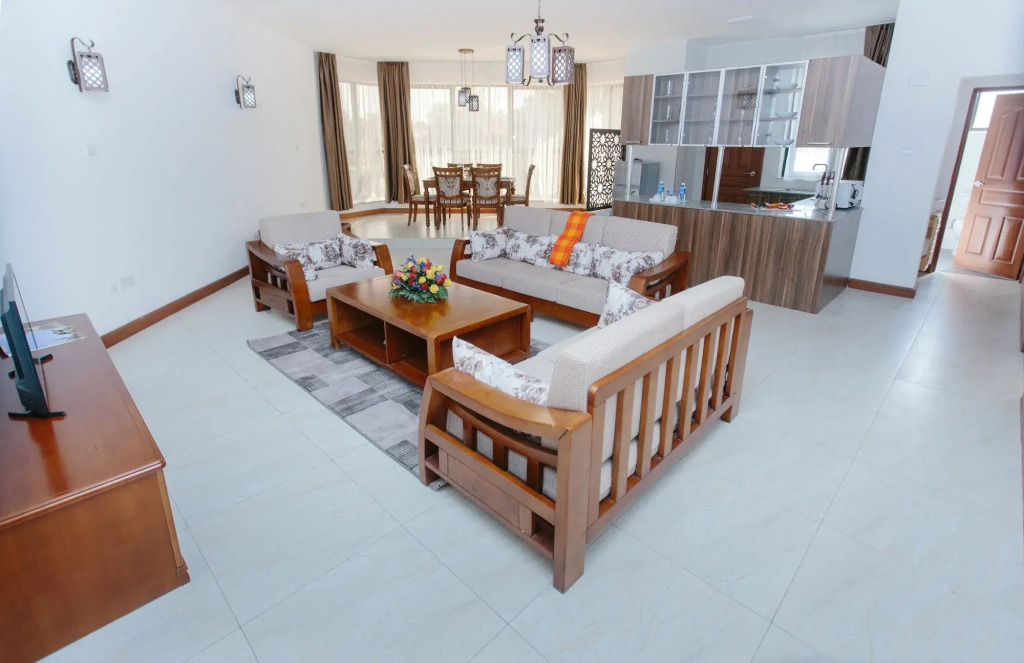 Myra Residences by Trianum