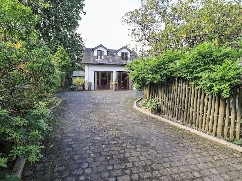 Stonegarth Mews