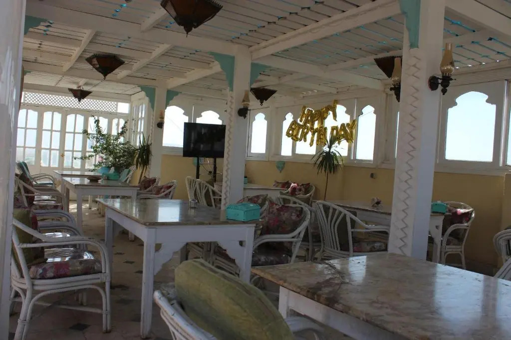Osiris Hotel