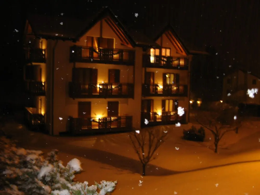 Molvenolago Apartments