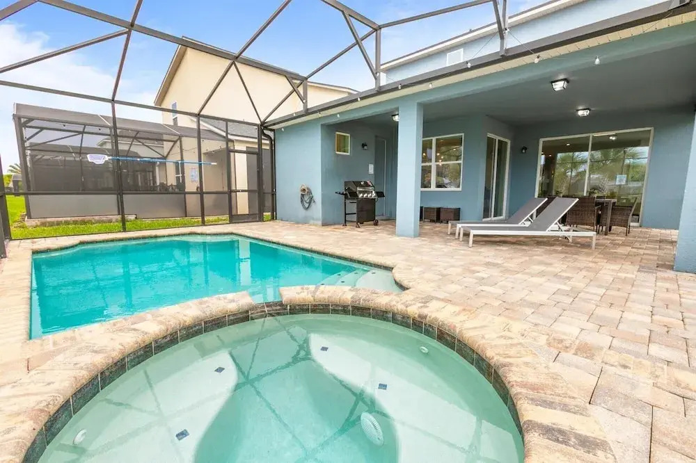Spacious 6-bedroom Home With Private Pool & Spa in Solara Resort Just 7 Miles to Disney!